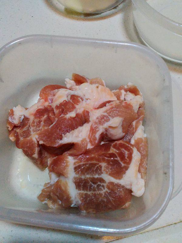 【手工美食】秘制叉烧步骤1