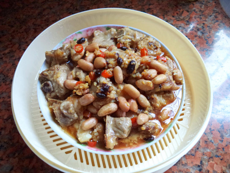 【手工美食】蒜茸豆豉步骤9