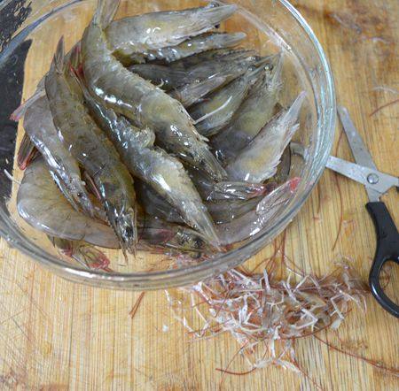 【手工美食】白灼虾步骤2