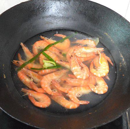 【手工美食】白灼虾步骤7