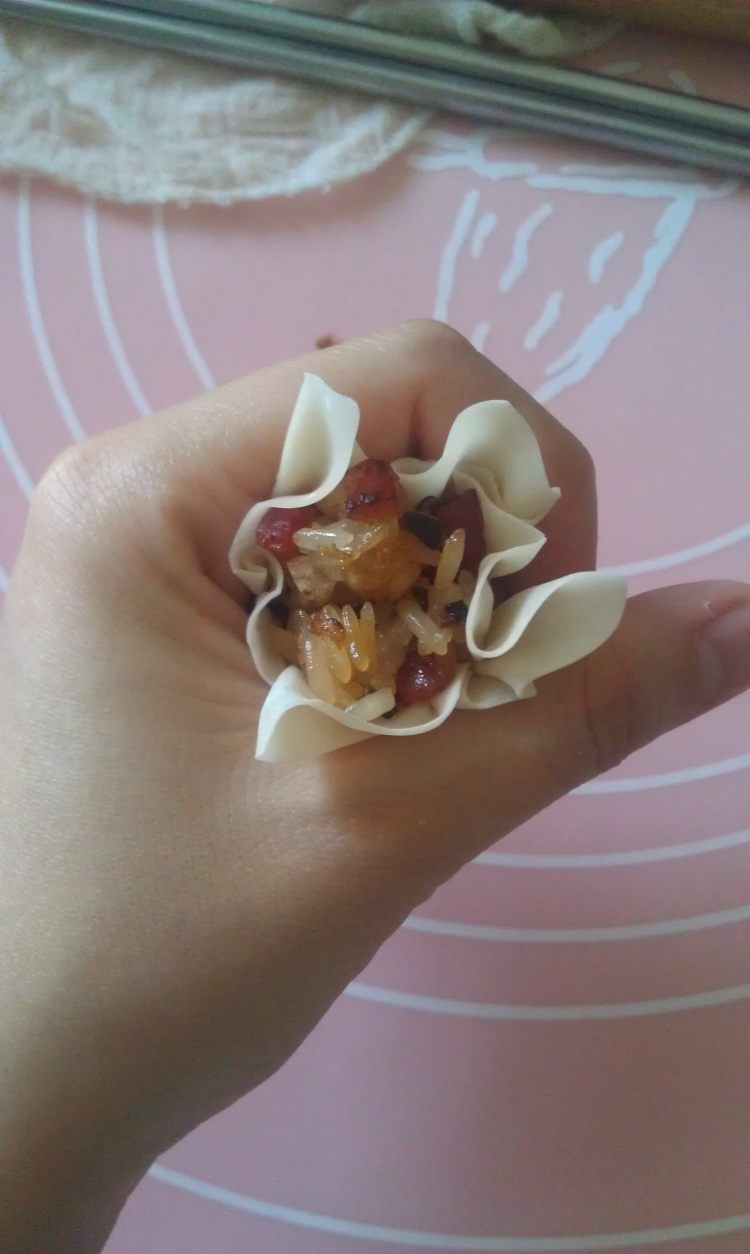 香菇腊肠烧卖步骤11