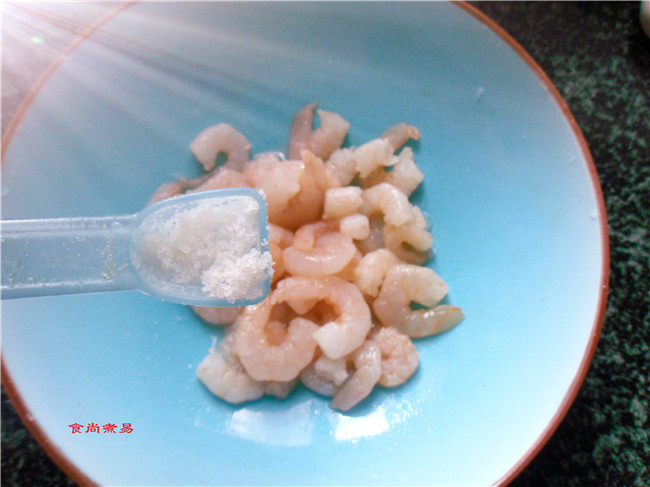 虾仁炒蛋步骤2