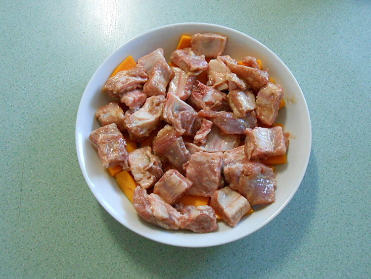 南瓜豉汁蒸排骨步骤4