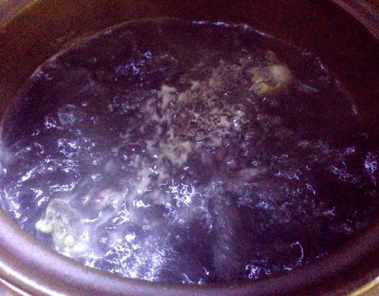 塘鲺黑豆汤步骤9