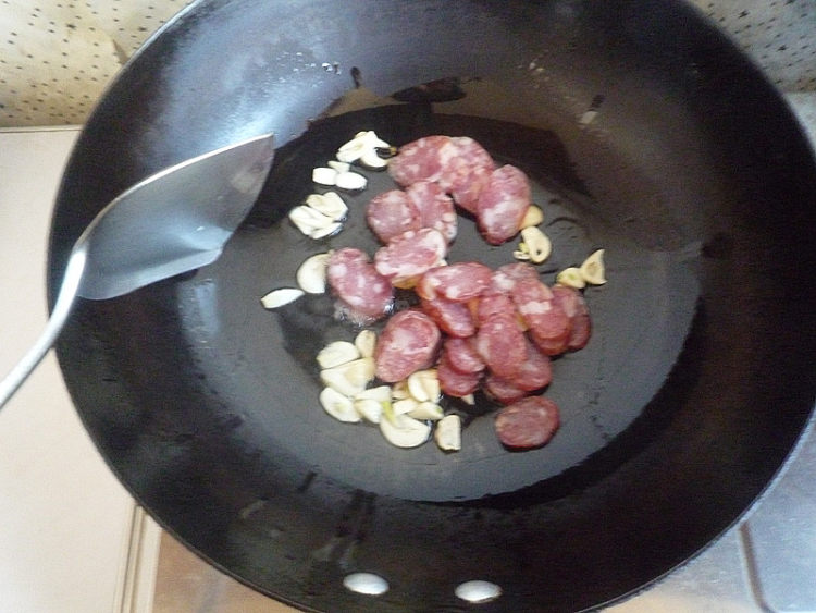 腊味菜心步骤7