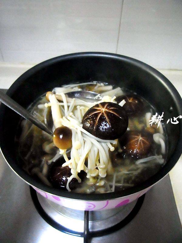 菌菇金钩汤步骤8