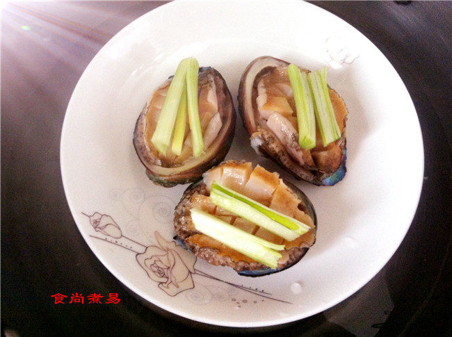 XO酱蒜蓉蒸鲍鱼步骤5