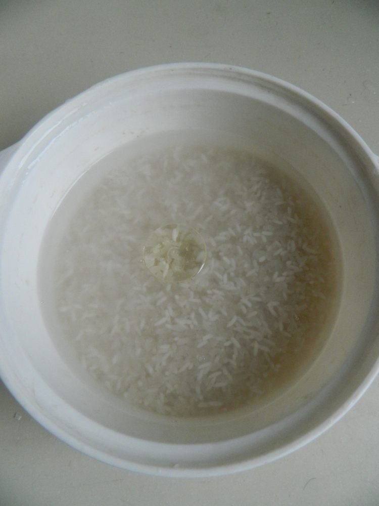 咸肉皮蛋粥步骤3