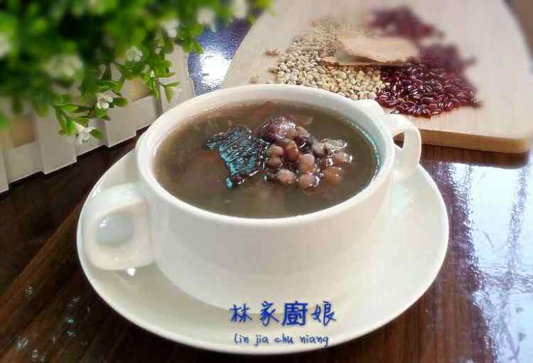 土茯苓煲猪骨汤步骤8