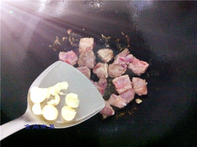 咸菜豌豆焖排骨步骤6