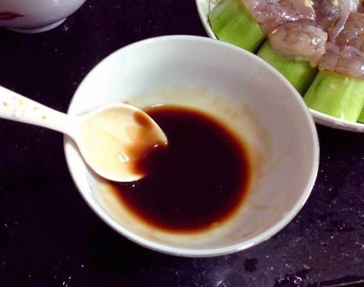 丝瓜蒸鲜虾步骤5