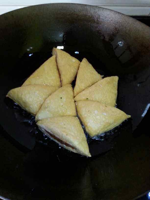 煎酿豆干步骤7