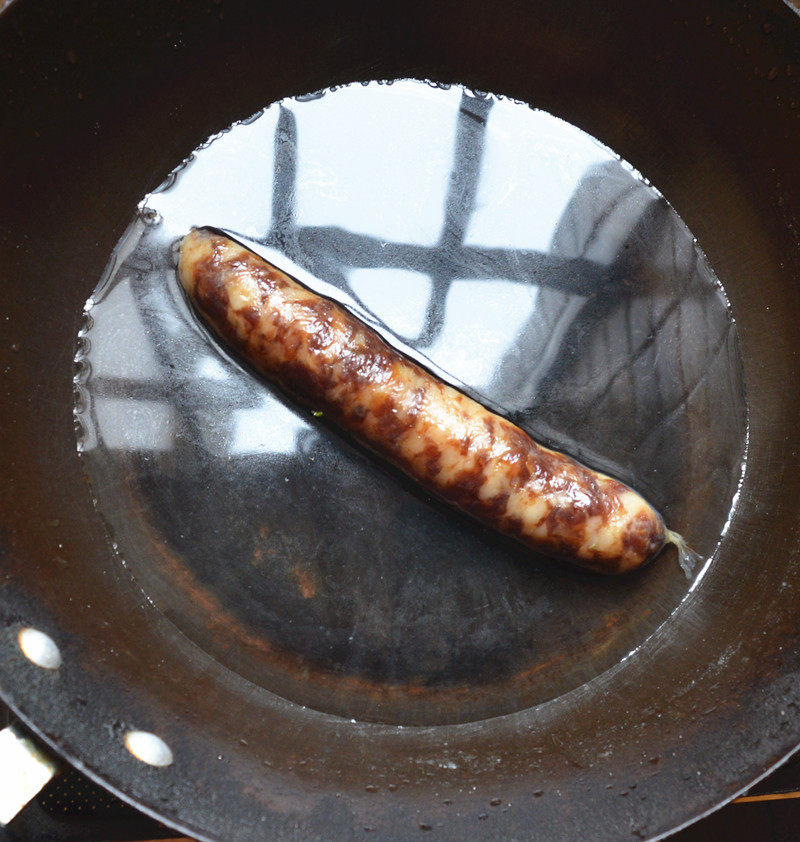 西兰花腊肠煲仔饭步骤3