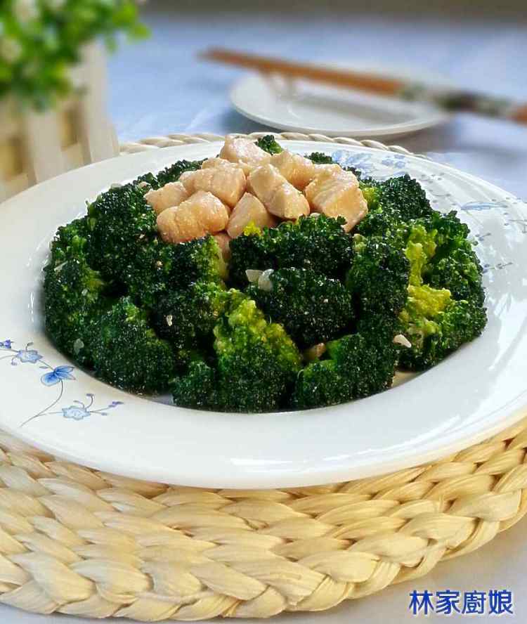 西兰花炒鸡肉步骤11