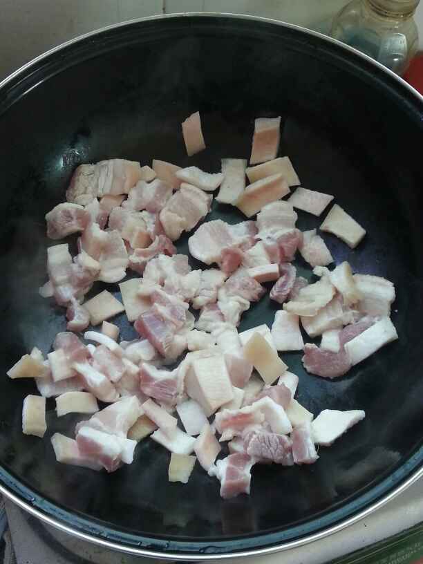 黄豆红焖五花肉步骤3