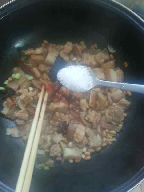 黄豆红焖五花肉步骤9