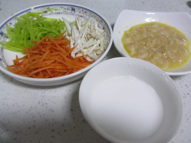 鲍菇龙利鱼时蔬羹步骤8