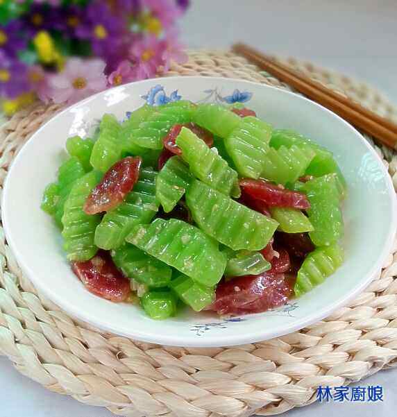 莴笋炒腊肠步骤10