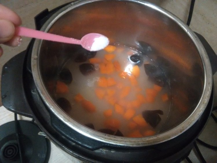 干贝胡萝卜粥步骤7