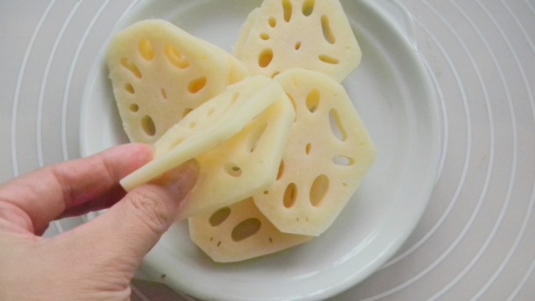 茄汁藕夹步骤5