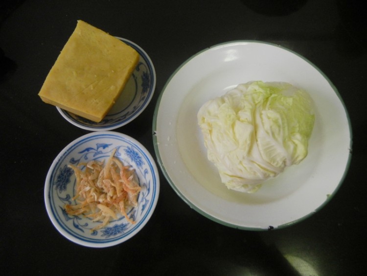 白菜心炒黄粿步骤1