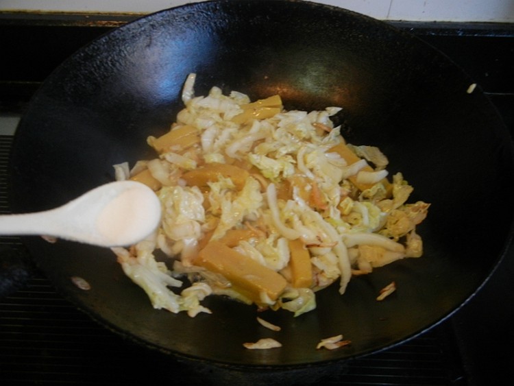 白菜心炒黄粿步骤10