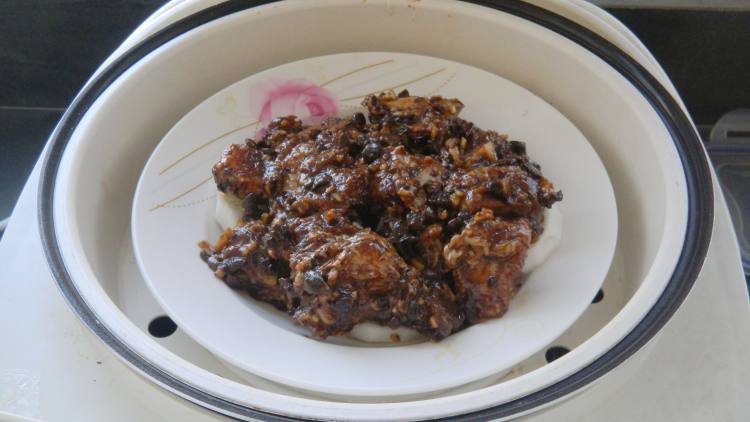 萝卜豆豉蒸排骨步骤8