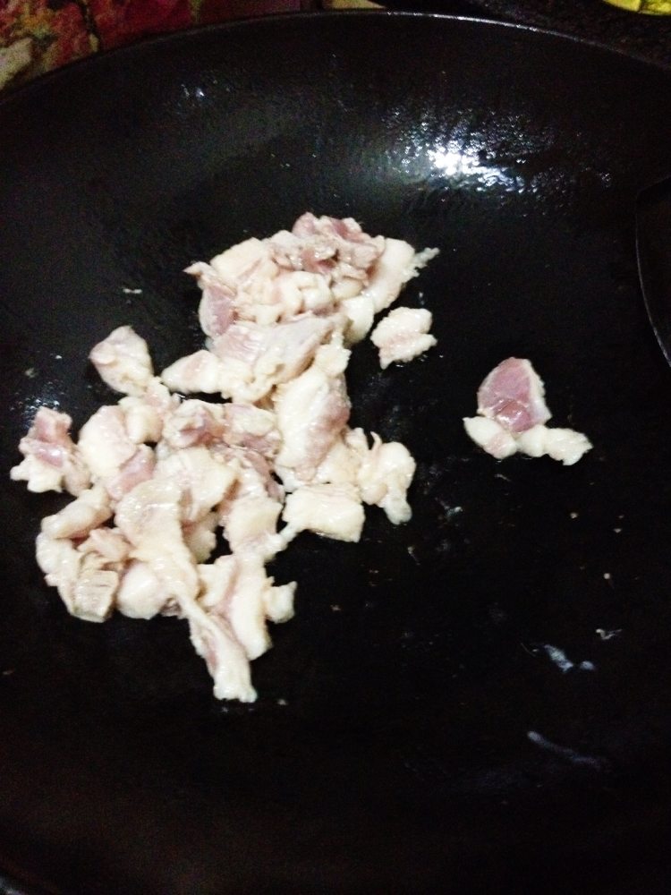 桥葱炒五花肉步骤3
