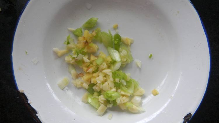淡糟炒花螺肉步骤3
