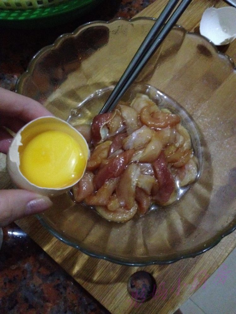 黑椒香酥里脊肉条步骤7