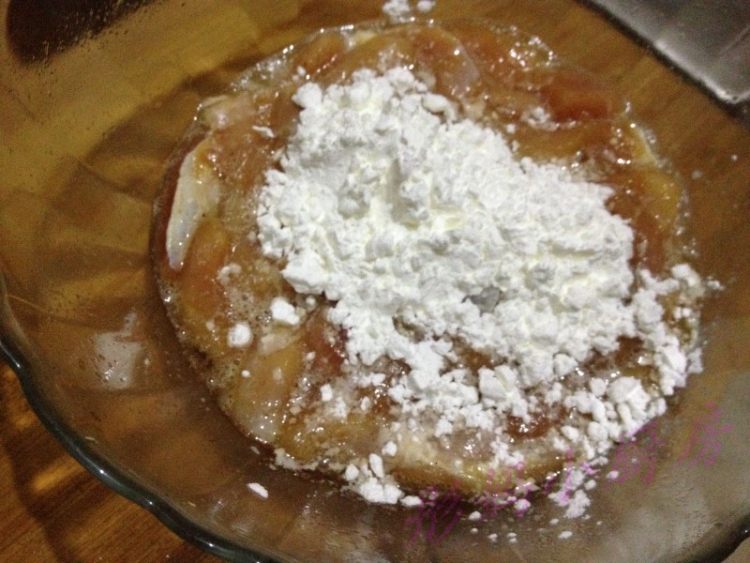 黑椒香酥里脊肉条步骤8
