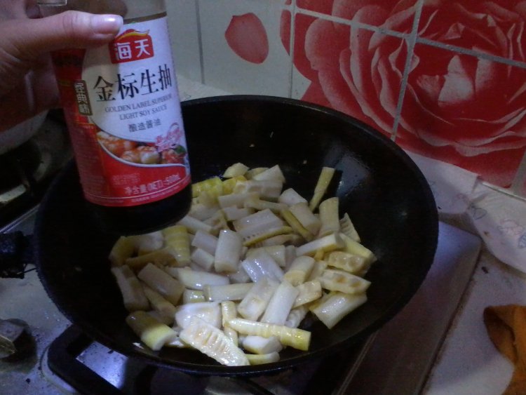 油焖春笋步骤8