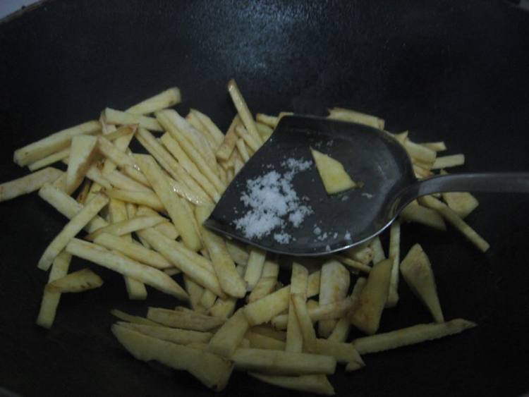 炒白薯步骤4