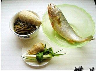 雪菜大汤黄鱼步骤1