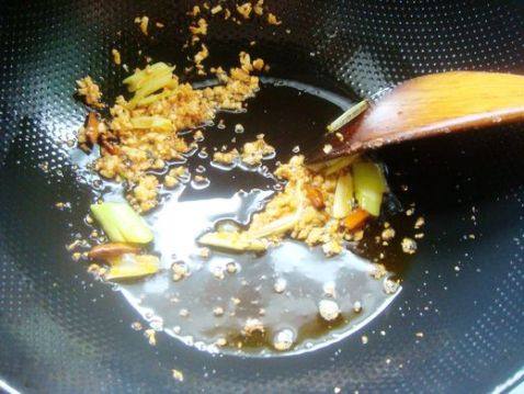 炝油菜步骤8