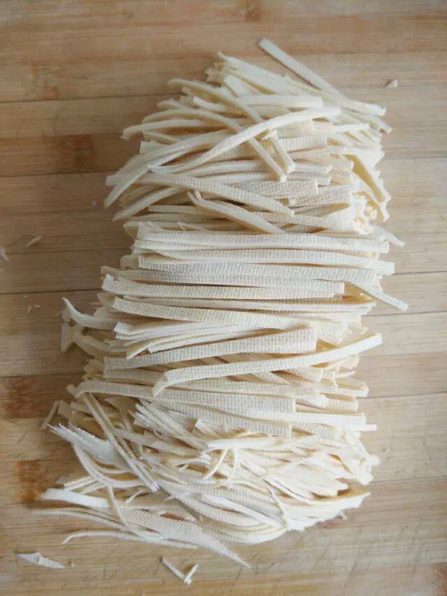 蛤肉豆腐皮小炒步骤5