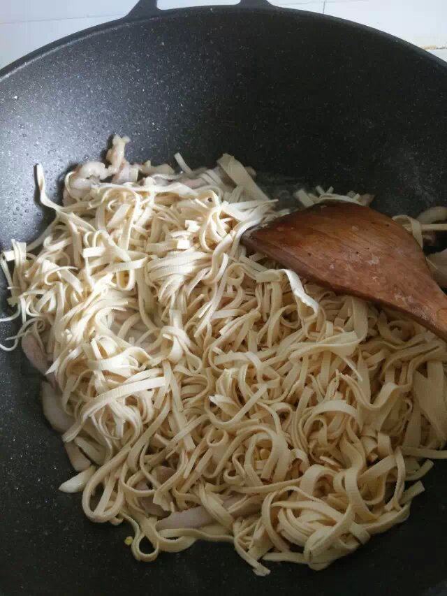 蛤肉豆腐皮小炒步骤14
