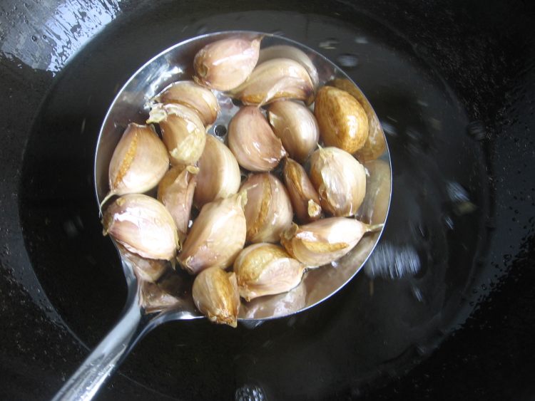 蒜烧豆角步骤7