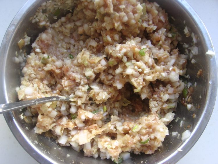 白菜烫面蒸饺步骤9