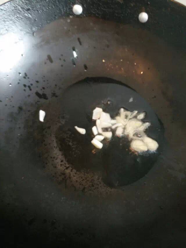 文蛤芋头汤步骤7