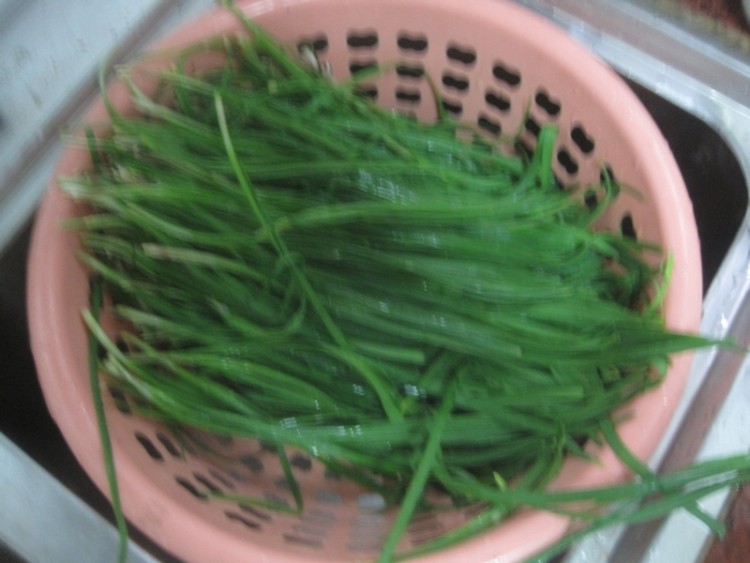 黄金韭菜馅饺子步骤2