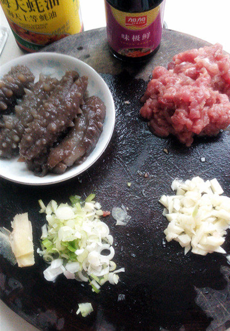 肉末海参捞饭步骤2