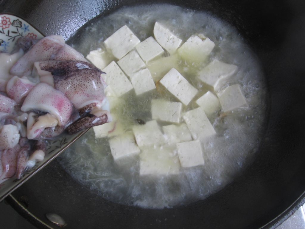 笔管鱼炖豆腐步骤9