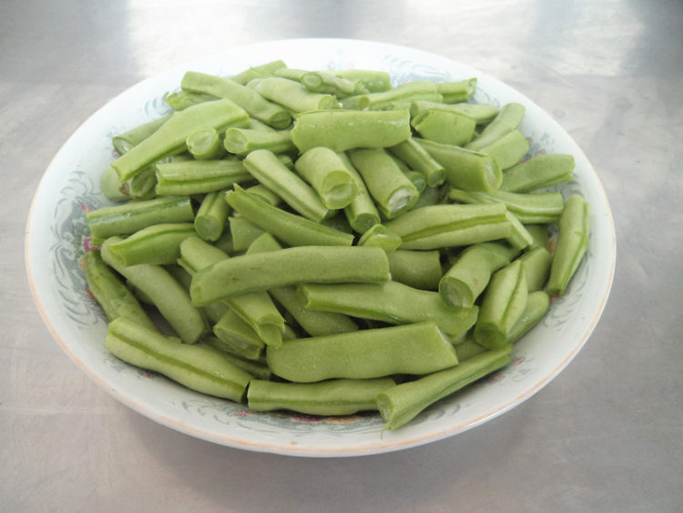 肉片焖豆角步骤4