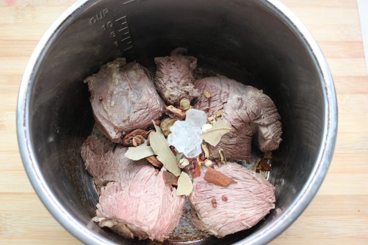 五香酱驴肉步骤9