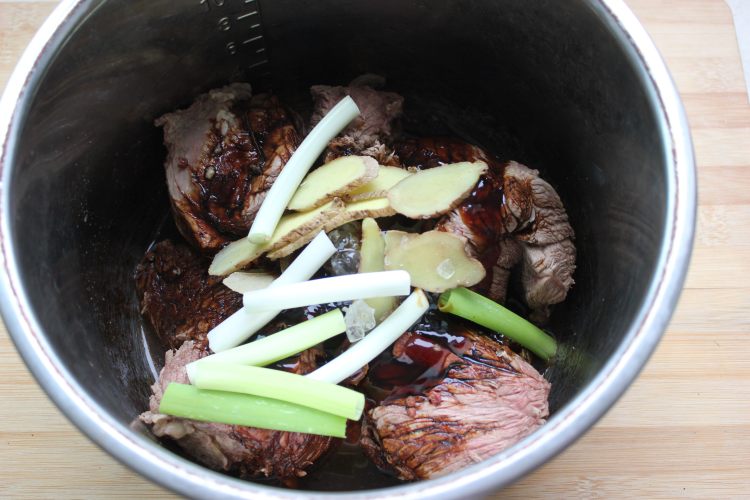 五香酱驴肉步骤12