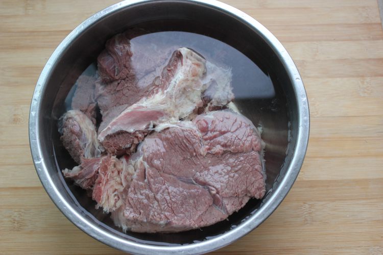 五香酱驴肉步骤2