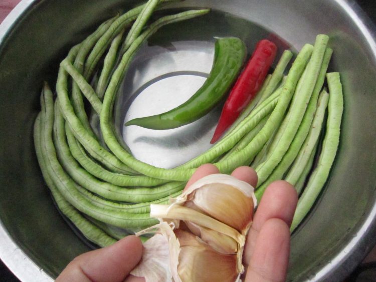 蒸豆角步骤1