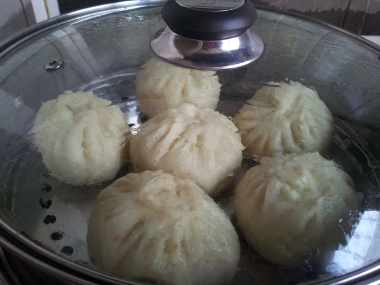 荠菜包子步骤8