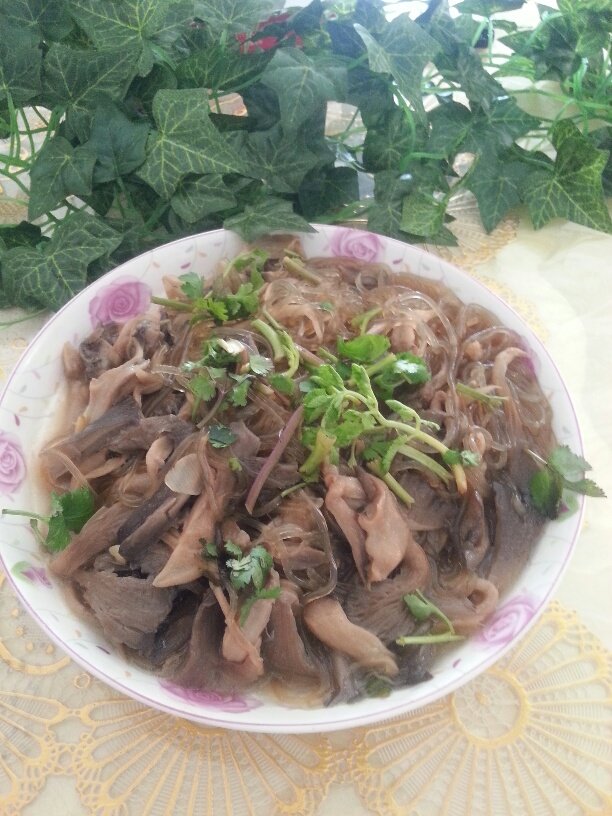 蘑菇炖粉条步骤6